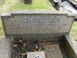 image of grave number 684142